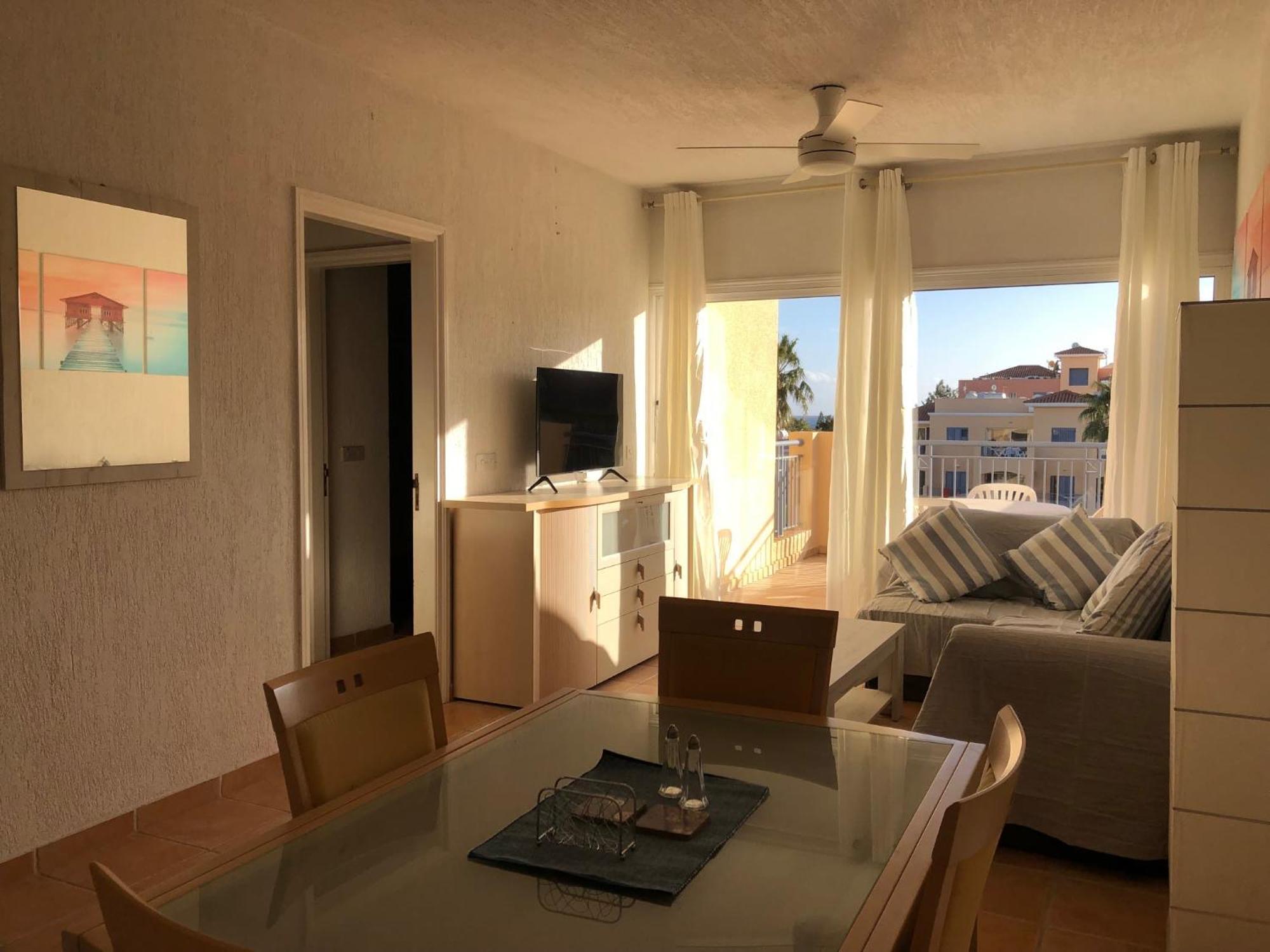 Limnaria Gardens - 1 Bedroom, Sunny With Stunning Pool Views Pafos