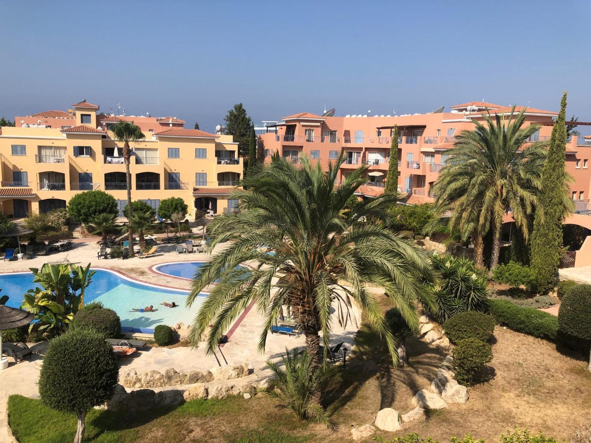 Limnaria Gardens - 1 Bedroom, Sunny With Stunning Pool Views Pafos