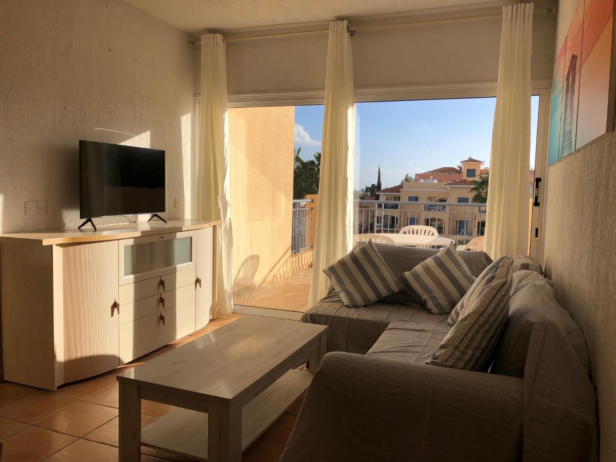 Apartament Limnaria Gardens - 1 Bedroom, Sunny With Stunning Pool Views *